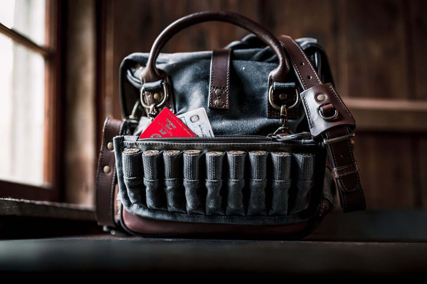 HEIRLOOM SHELL POUCH