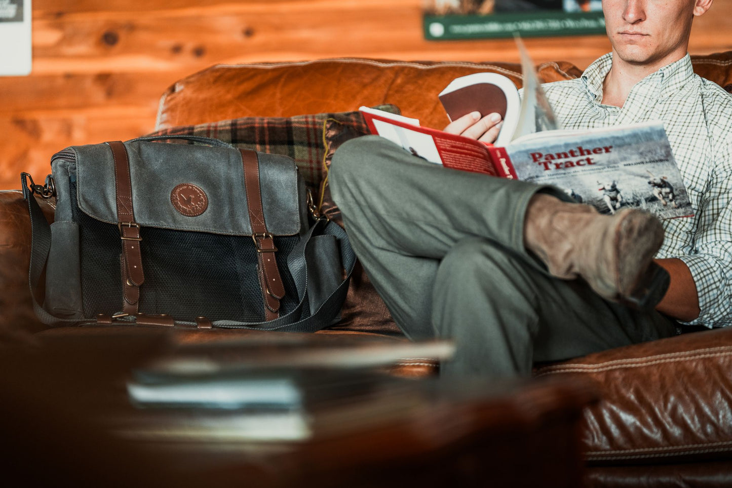 COMMONWEALTH FIELD BAG