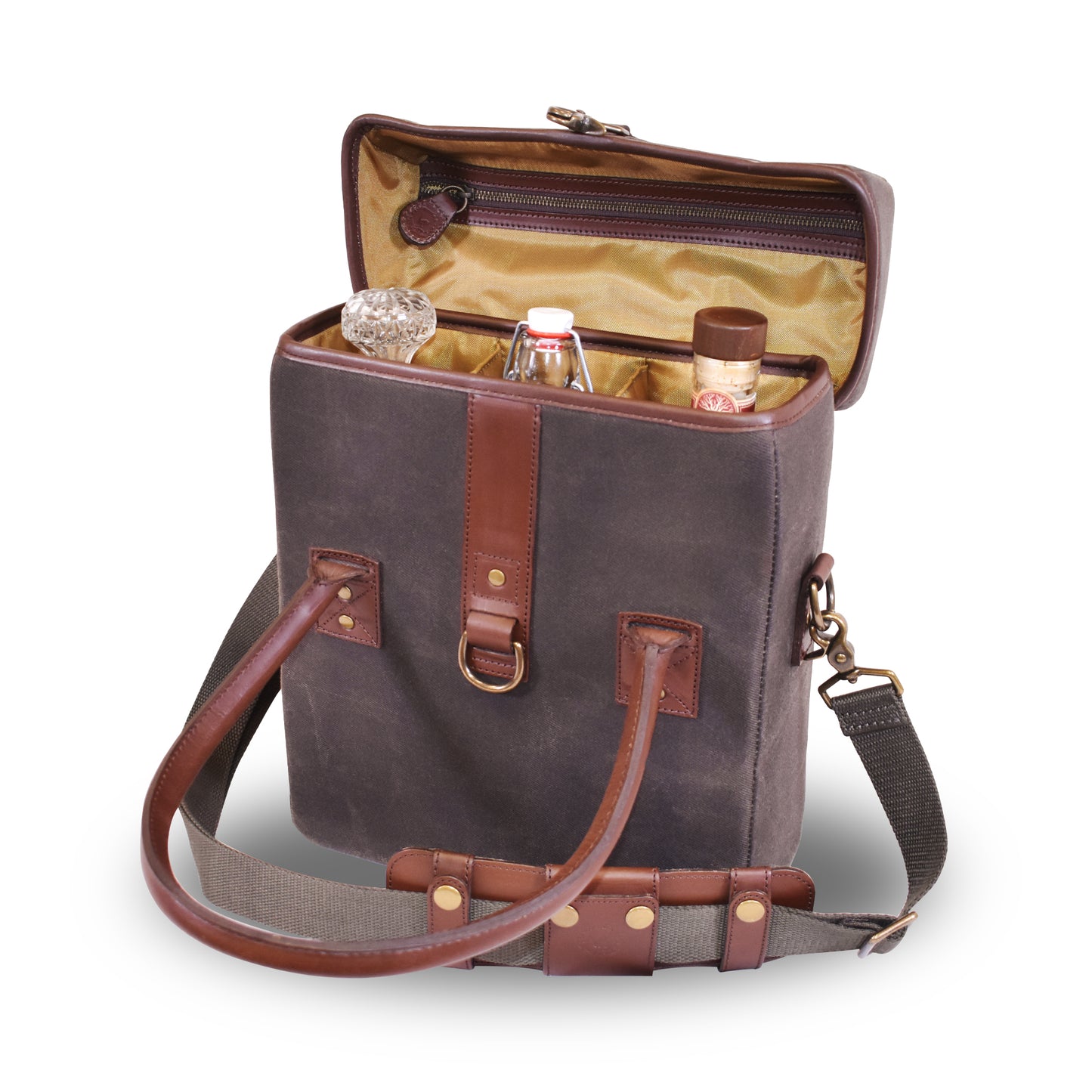 SMALL-BATCH DISTILLERS CASE