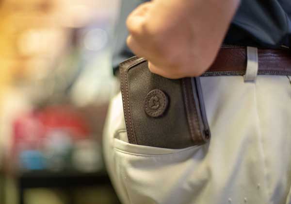 ESSENTIALS BI-FOLD WALLET