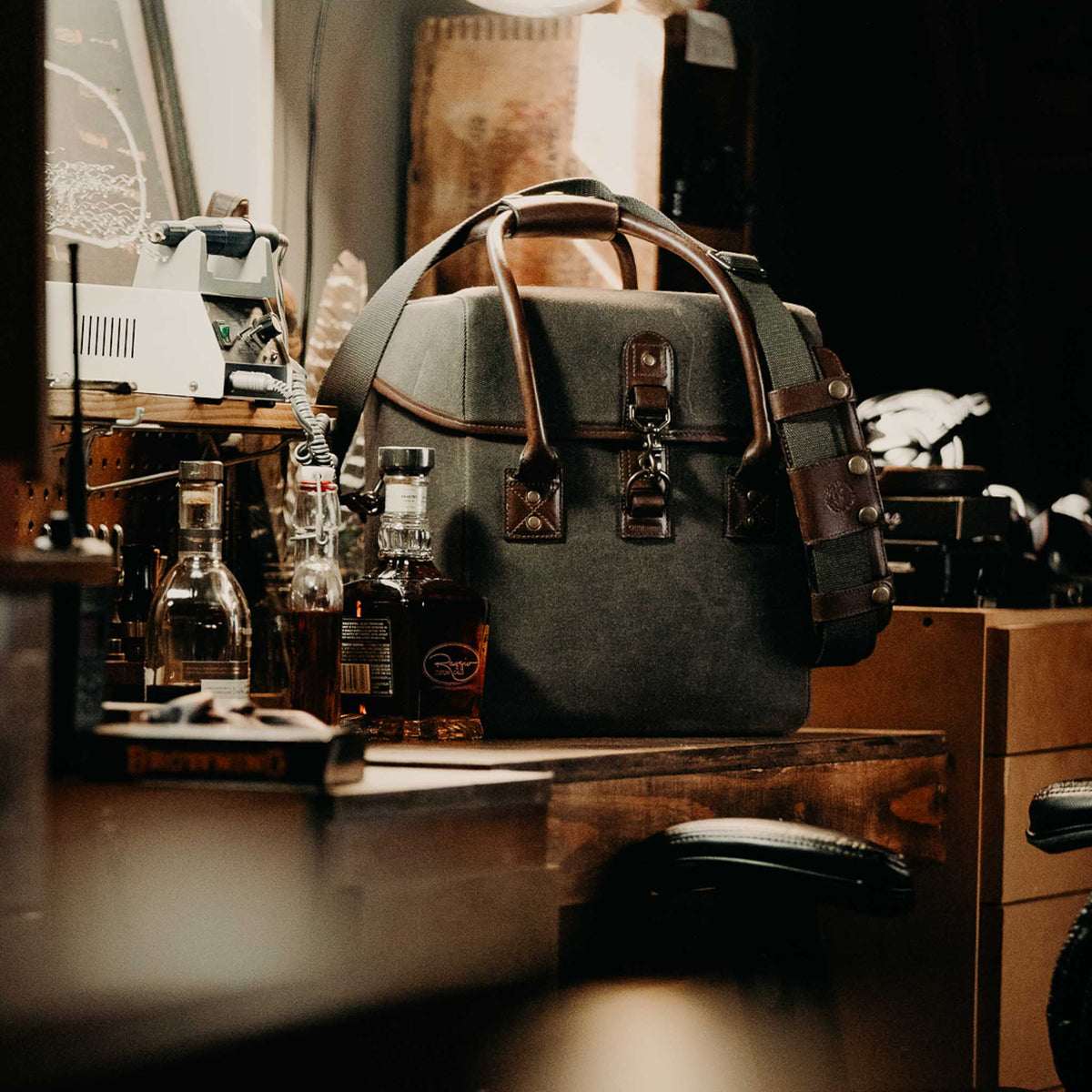 DISTILLER'S TRAVEL CASE